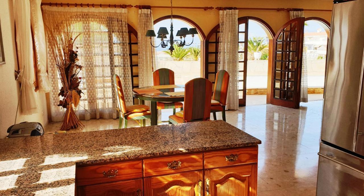 Vila Sunny House With Private Pool And Sea View Costa Adeje  Exteriér fotografie