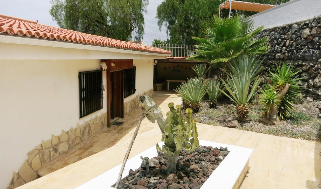 Vila Sunny House With Private Pool And Sea View Costa Adeje  Exteriér fotografie